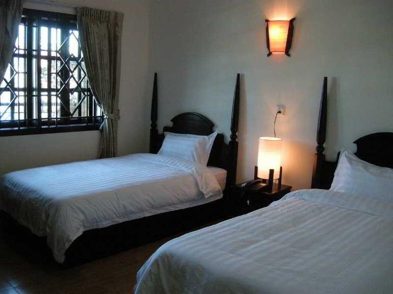 Trasak Pa-Em Hotel & Restaurant Phnom Penh Exterior foto